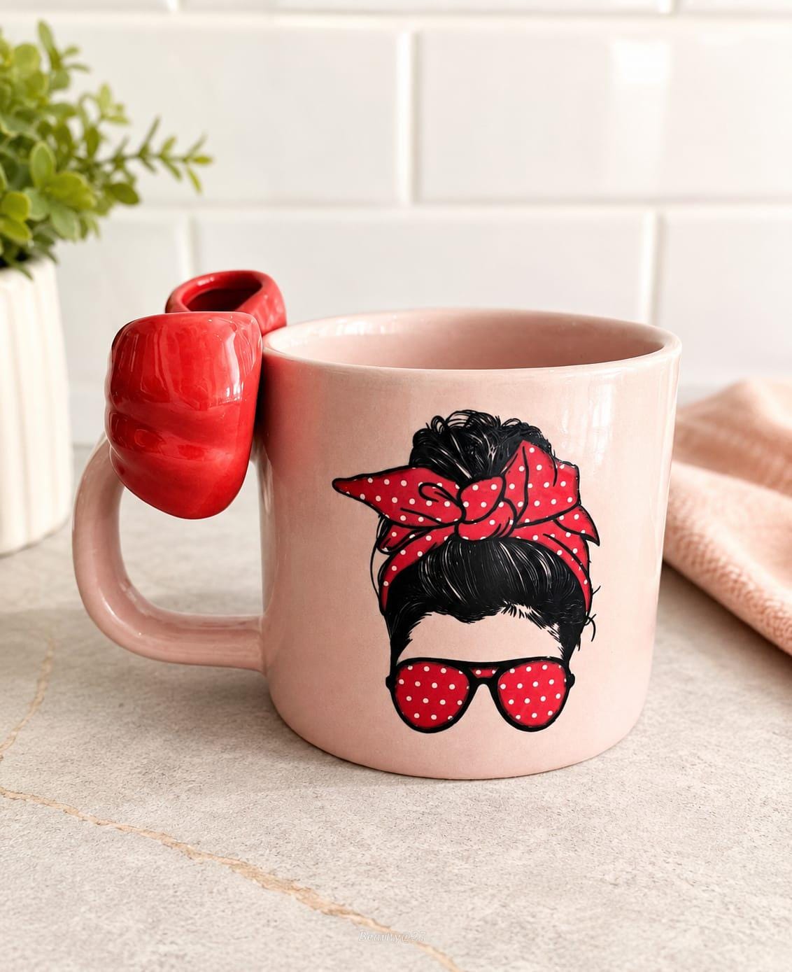 Pink bow mug